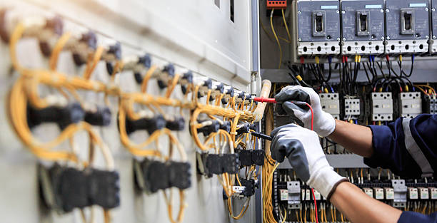 Professional Electrician technician working in Georgetown, IN
